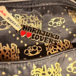 Harajuku Lovers Black and Gold Heart Logo Gwen stefani y2k vintage